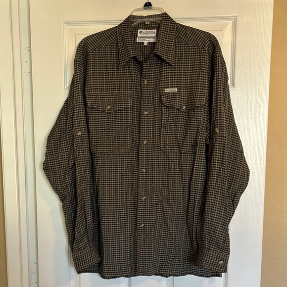Columbia men’s dark green long sleeve button down shirt size medium - Picture 1 of 9